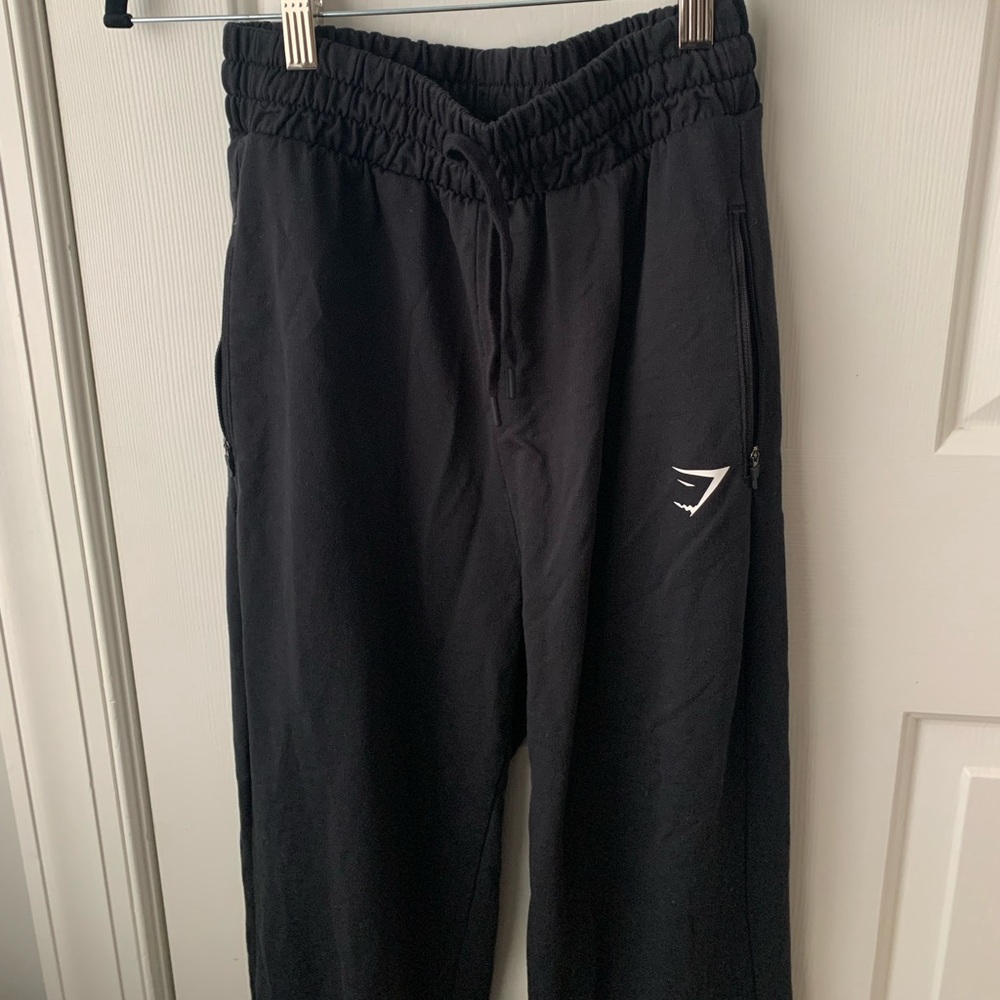 Gymshark Sweatpants Black high waisted Straight leg